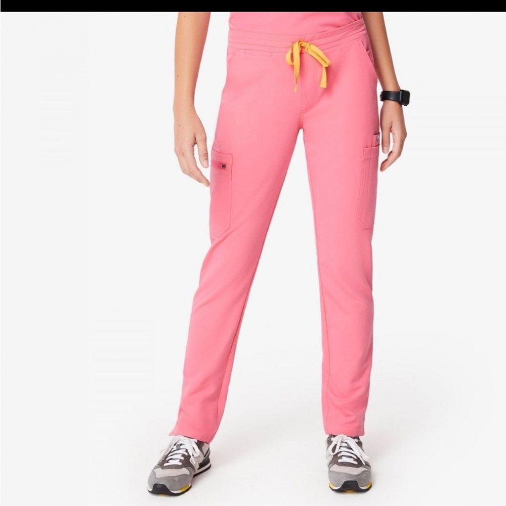 Figs Neon Pink Scrub Set